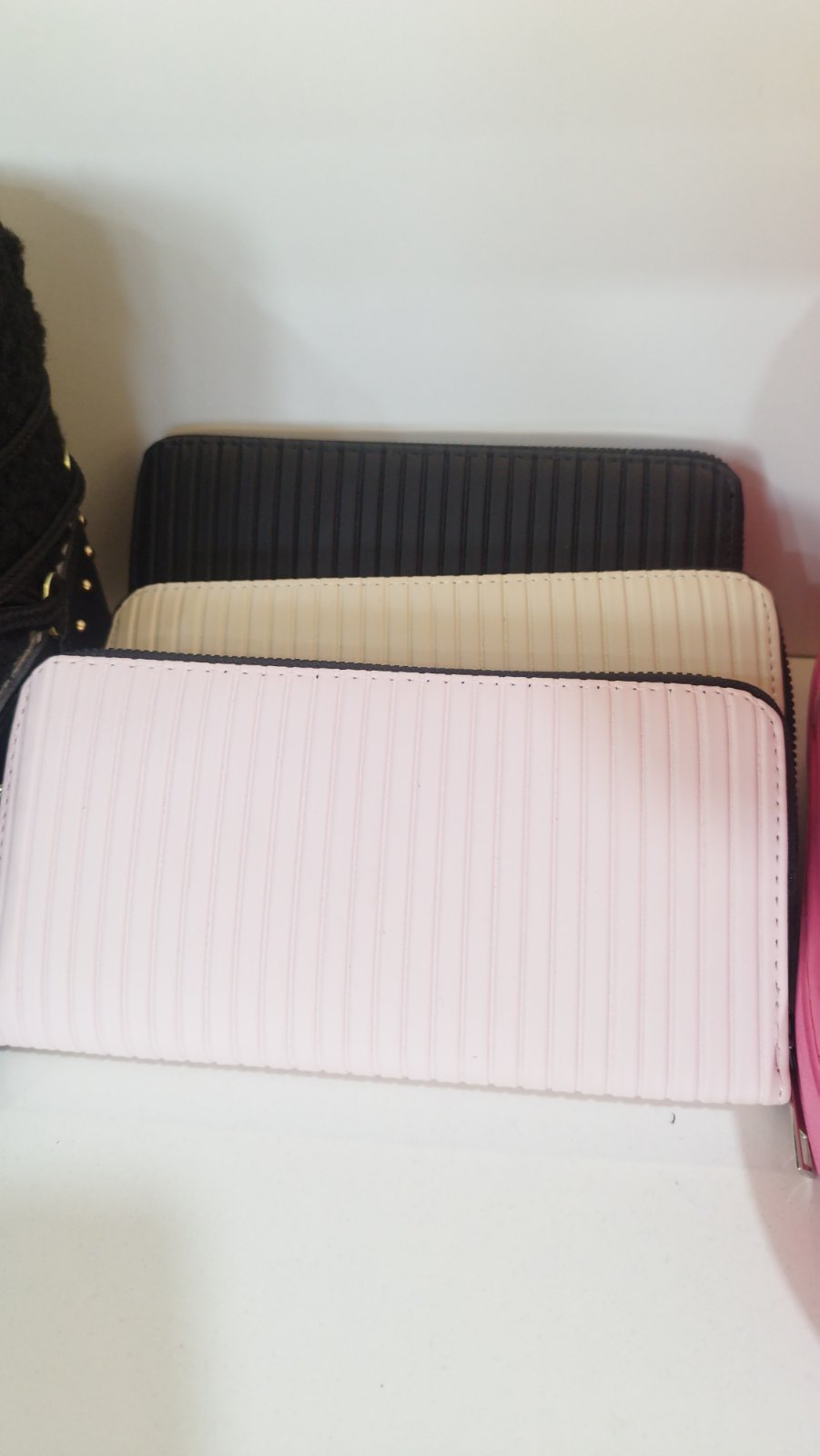 IMG-207f7b0c8be2e2d82b4dfee824a8b6b8-V